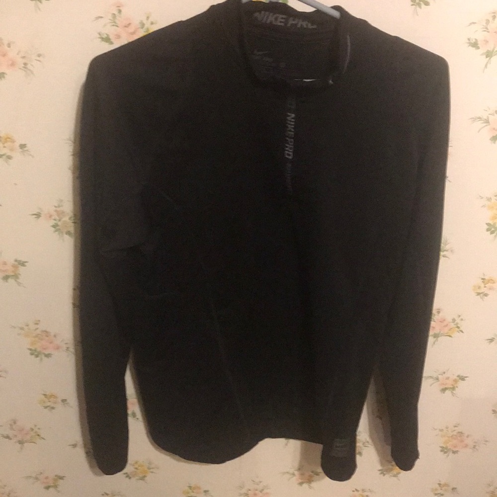 Nike Pro hyper warm fitted long sleeve shirt